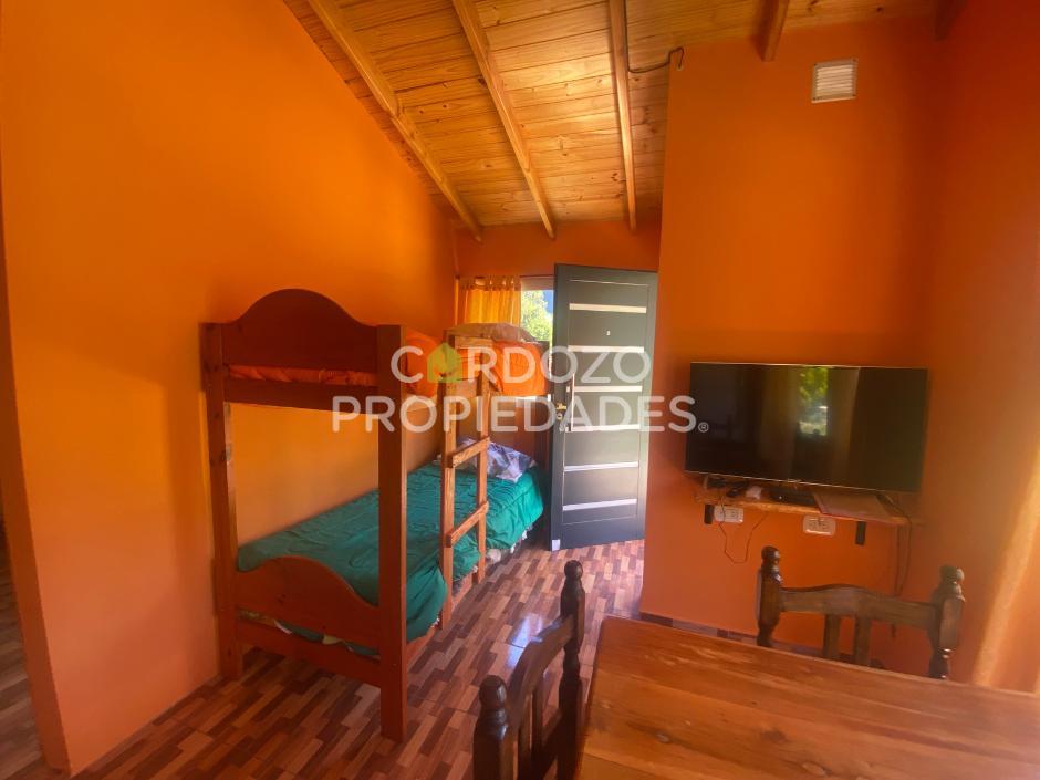 Hermosa Casa en Lago Puelo, Isla Norte. 4