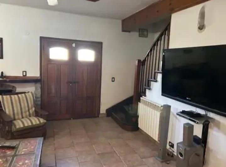 CASA EN BARRIO PARQUE CORNELIO SAAVEDRA  2