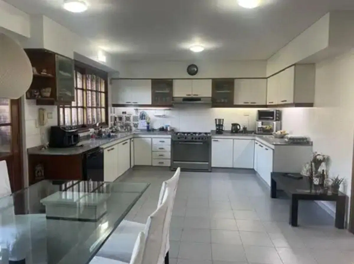HERMOSA CASA EN BARRIO PARQUE CORNELIO SAAVEDRA!!! 1