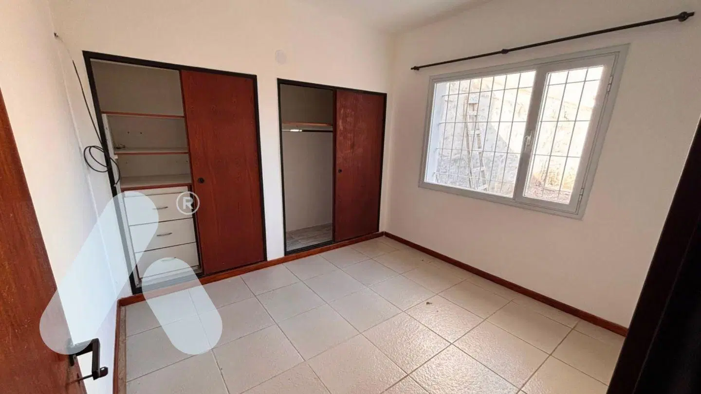 CASA EN ALQUILER - NEUQUEN DORREGO 165 3