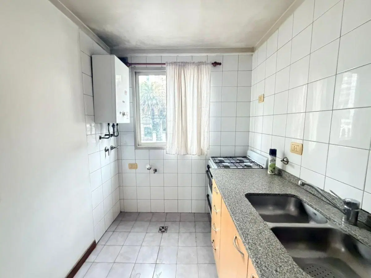 Departamento 2 ambientes en alquiler en Lomas de Zamora 2