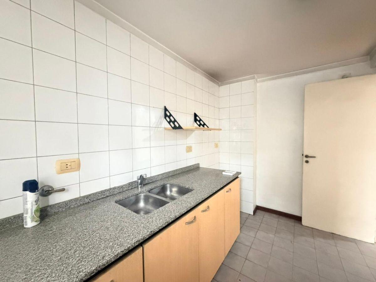 Foto de Departamento 2 Ambientes en Alquiler en Lomas de Zamora, imagen 4