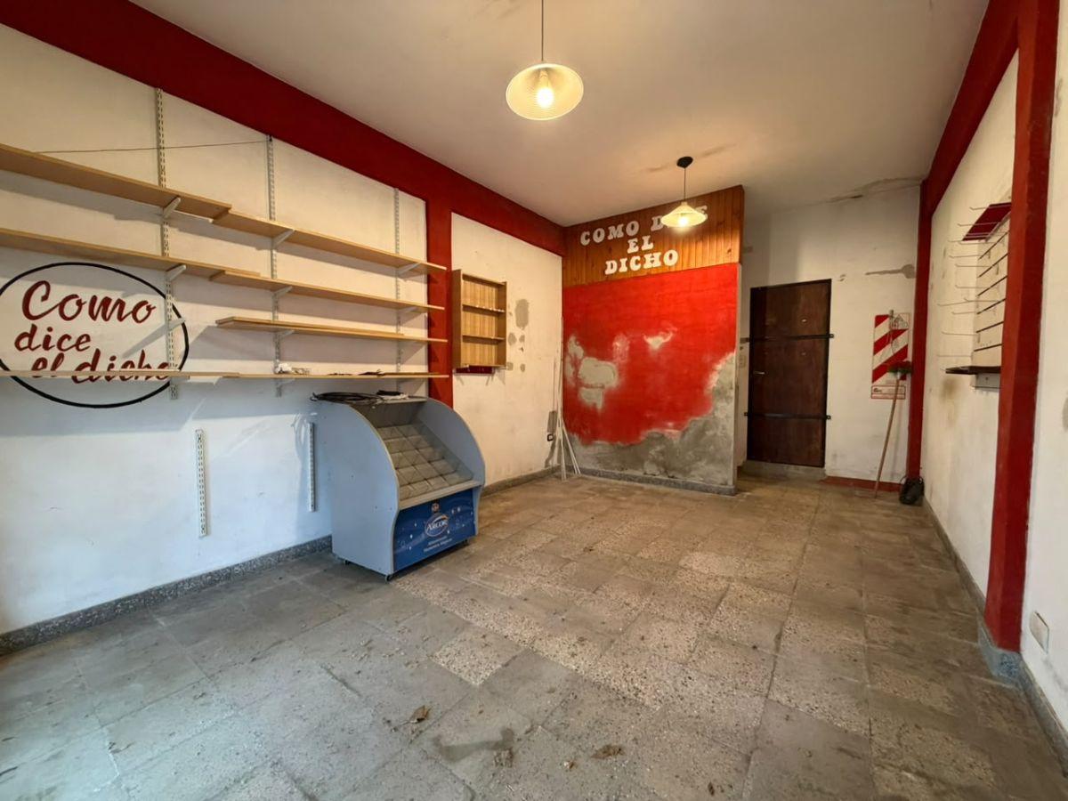 Foto de LOCAL COMERCIAL EN ALQUILER – CHACABUCO BANFIELD, imagen 4