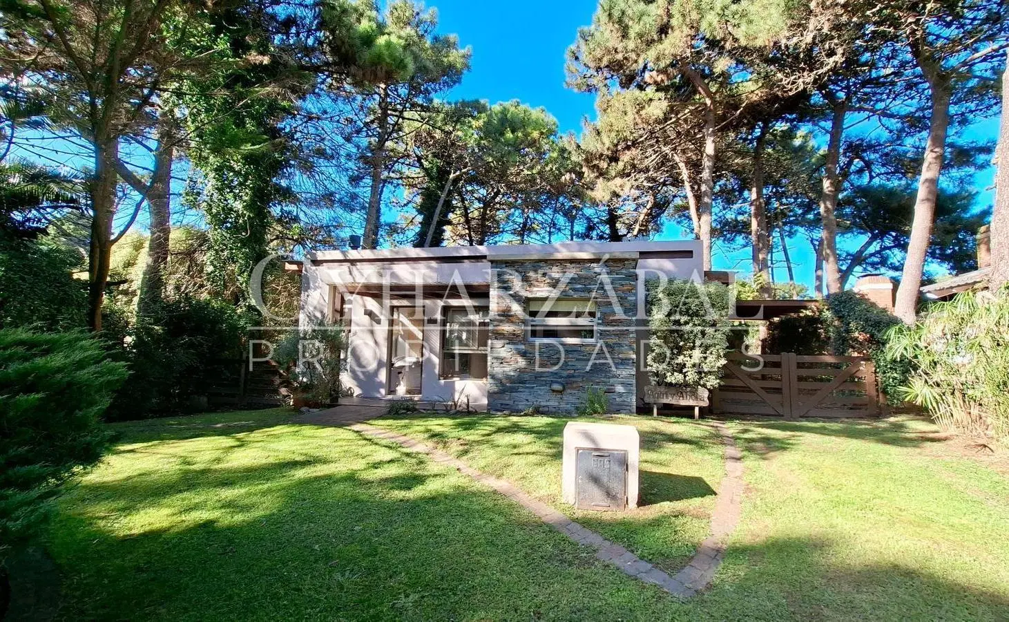 Casa en Barrio Lasalle 1