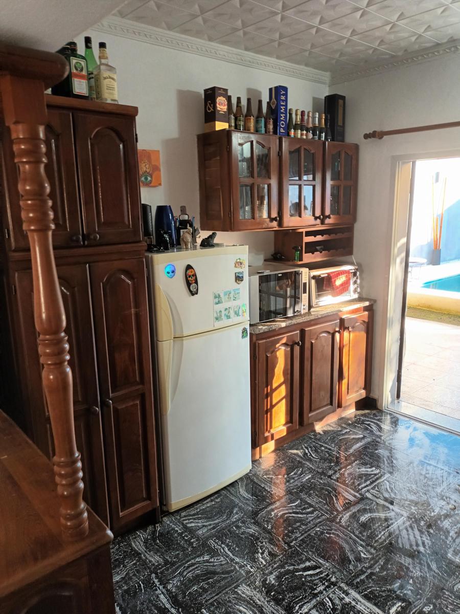 Casa en Venta, 3 Dorm., Piscina Barrio La Florida 2