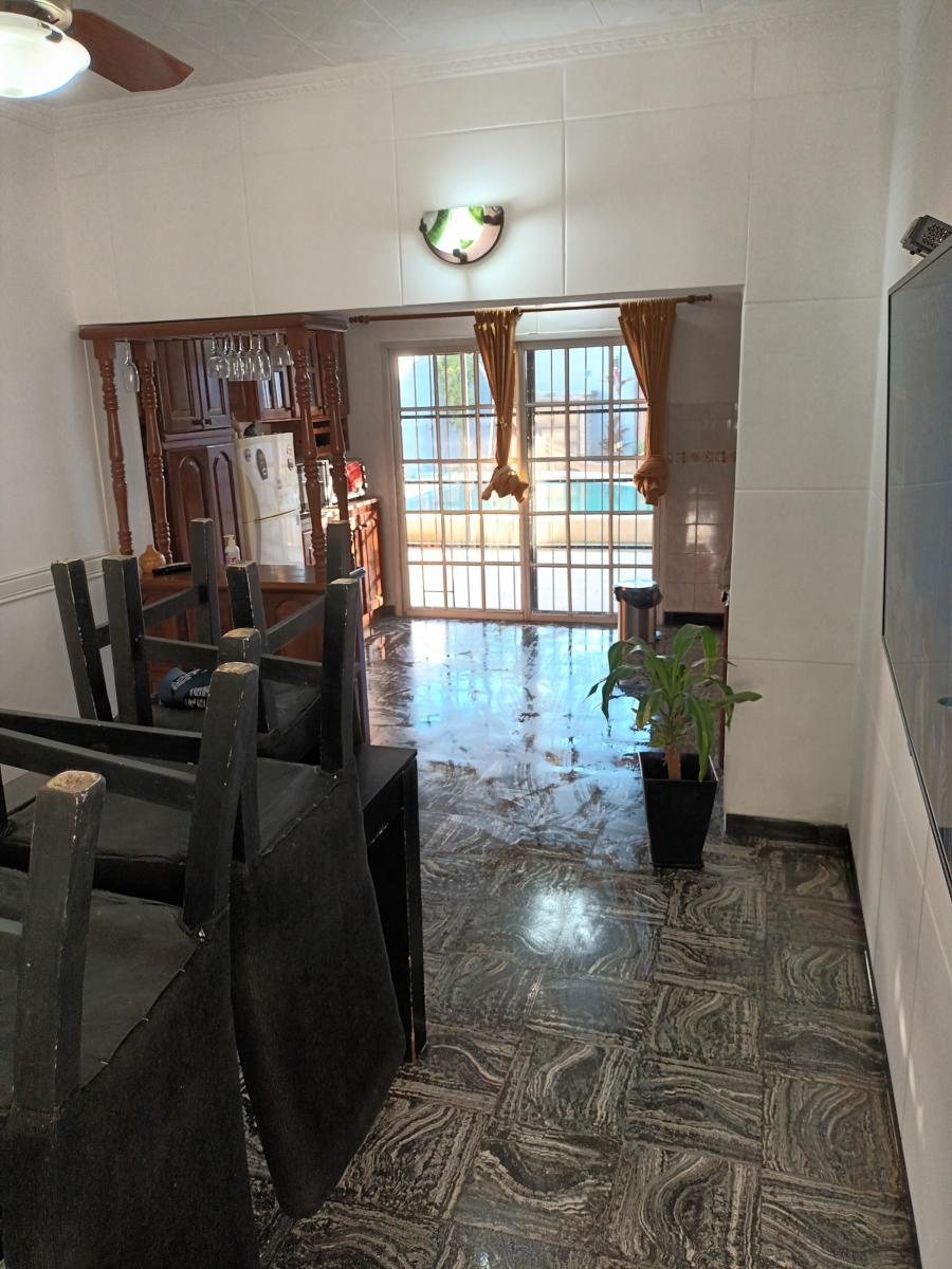 Casa en Venta, 3 Dorm., Piscina Barrio La Florida 4