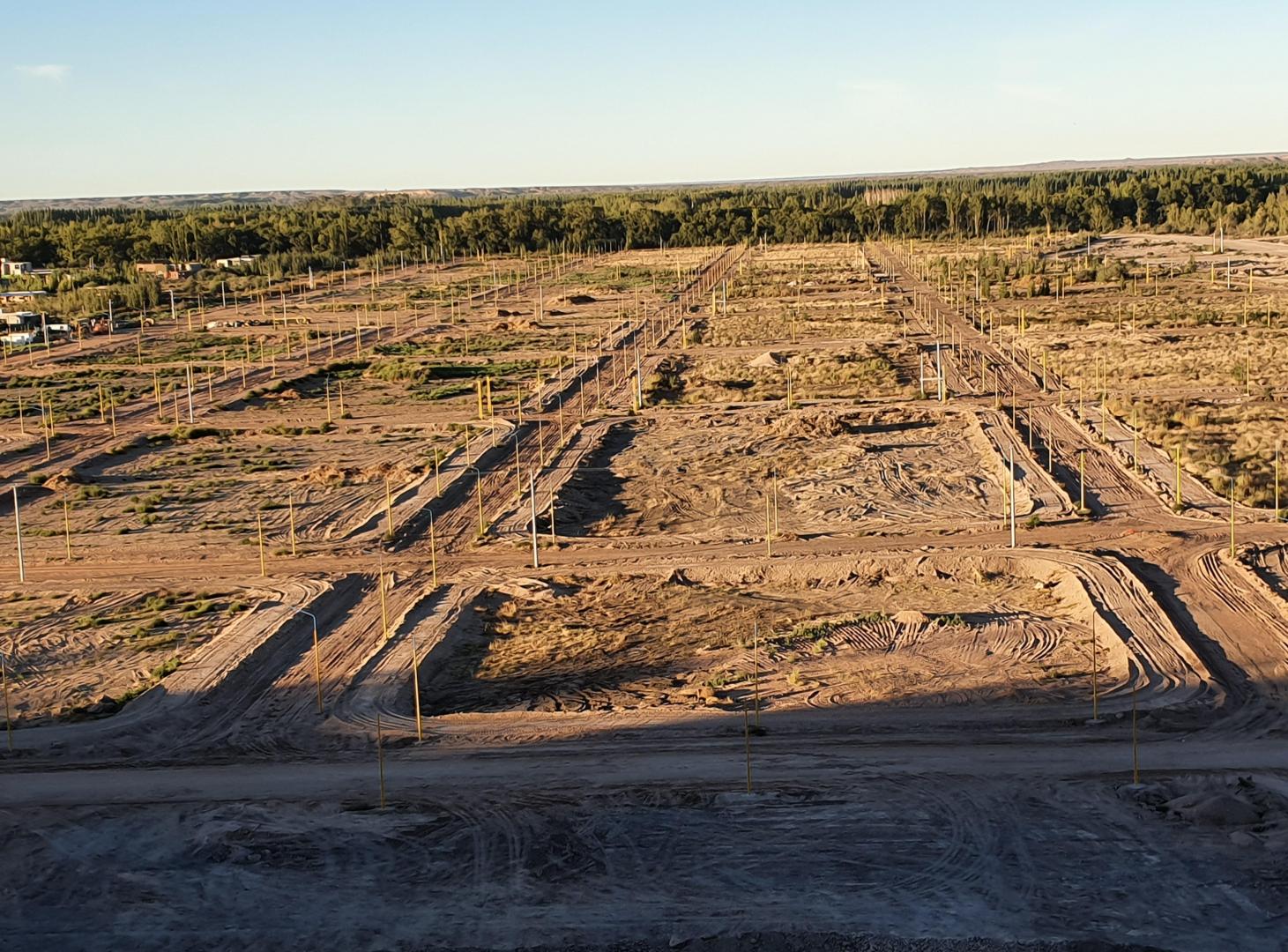 Terrenos en venta en barrio residencial abierto Primaterra, Neuquén.