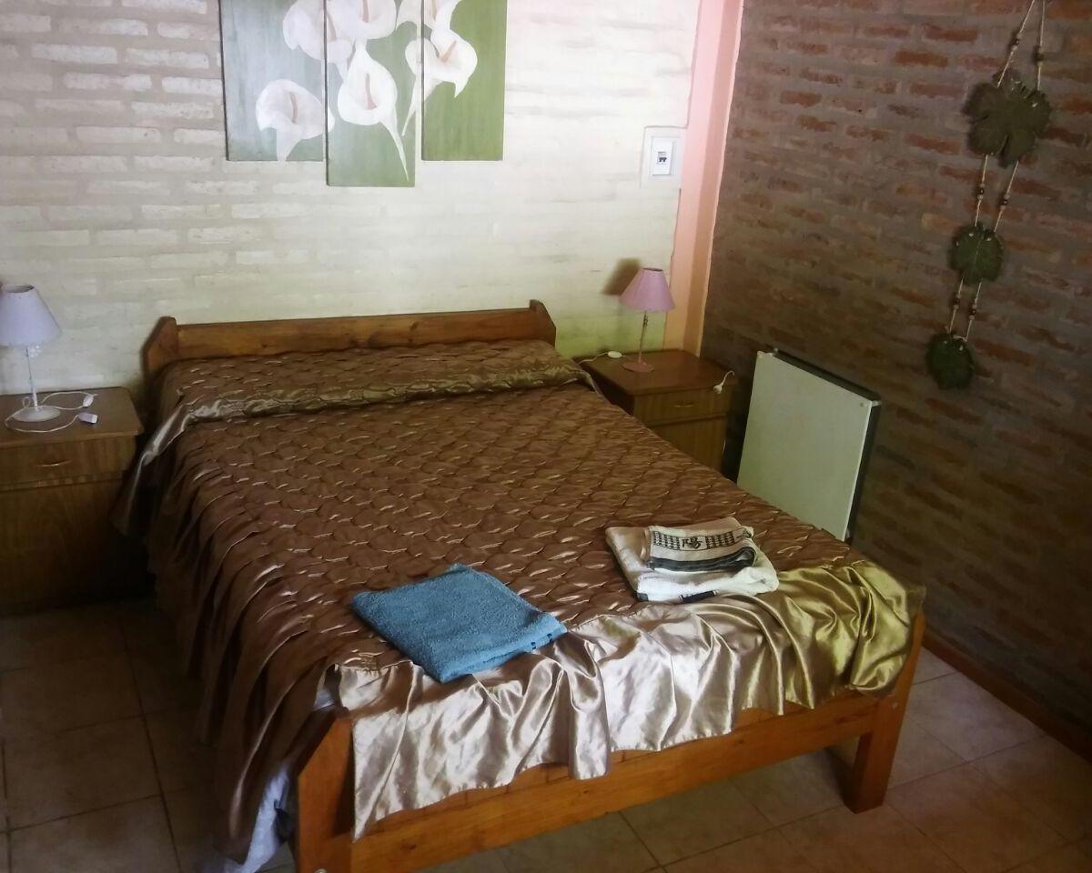 Vendo Vivienda con Locales Comerciales 1 Cabaña y 2 Departamentos 4