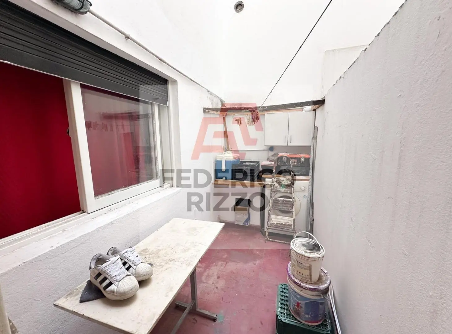 En Venta Dpto 1 Dorm. con 2 patios. B° General Paz. Se acepta vehículo. 4