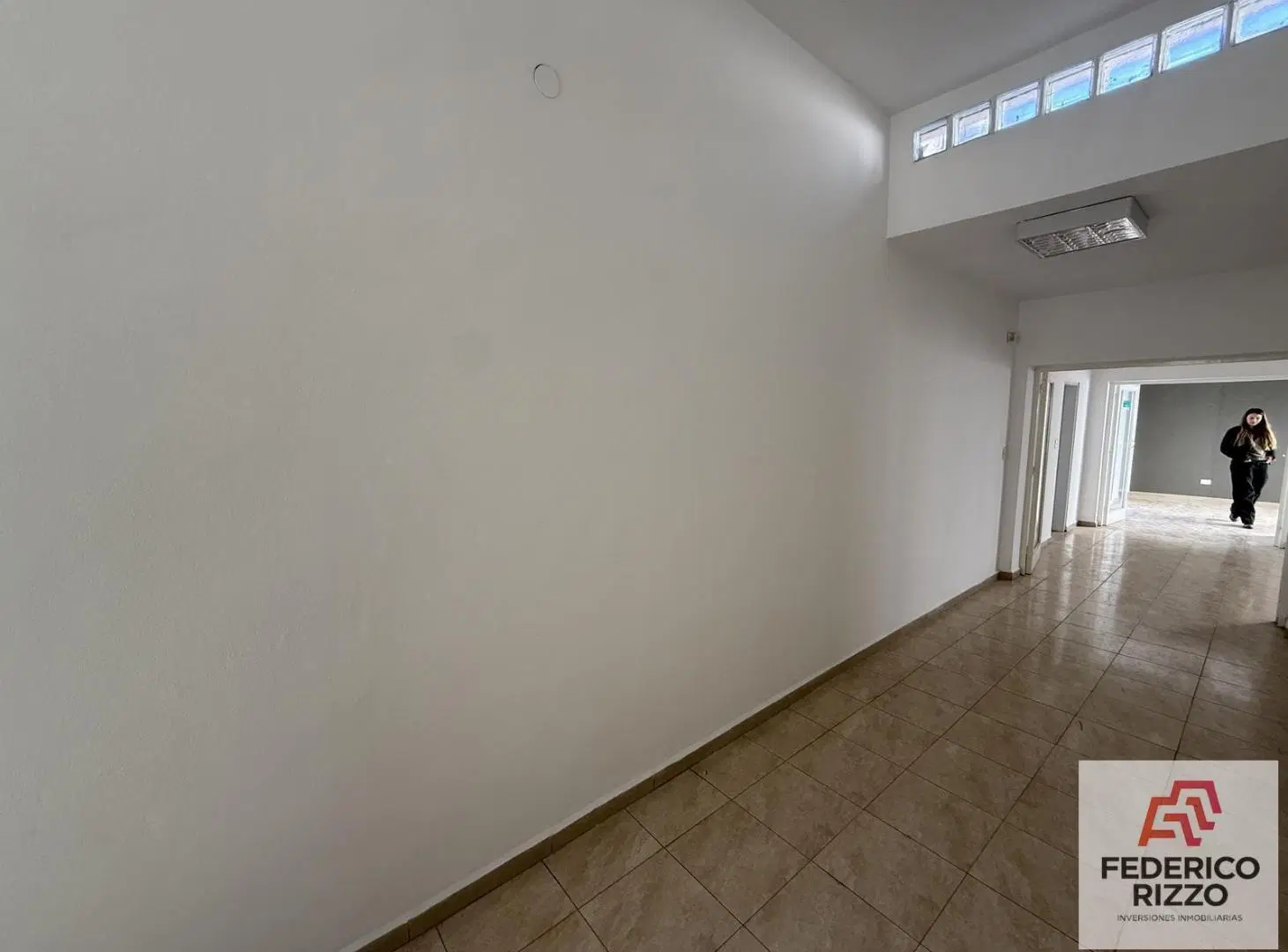 GRAN LOCAL EN ALQUILER EXCLUSIVO B° GENERAL PAZ. SARMIENTO 1150 2