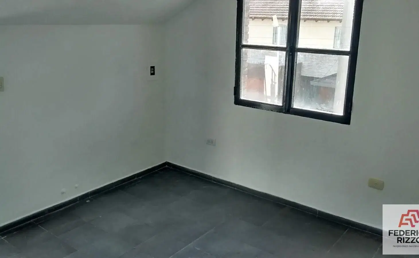 Departamento plata alta en alquiler en Poeta Lugones! 2 dormitorios sin expensas 4