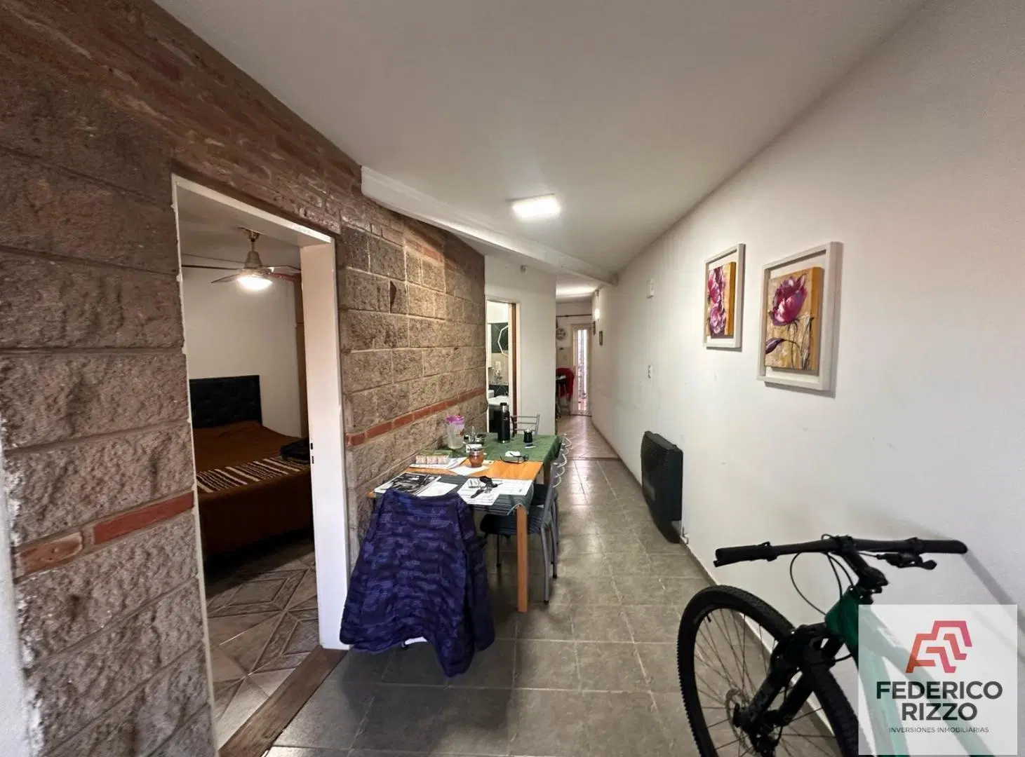 Casa en venta en barrio Marquez de Sobremonte! 1 Dormitorio + cochera + patio 5