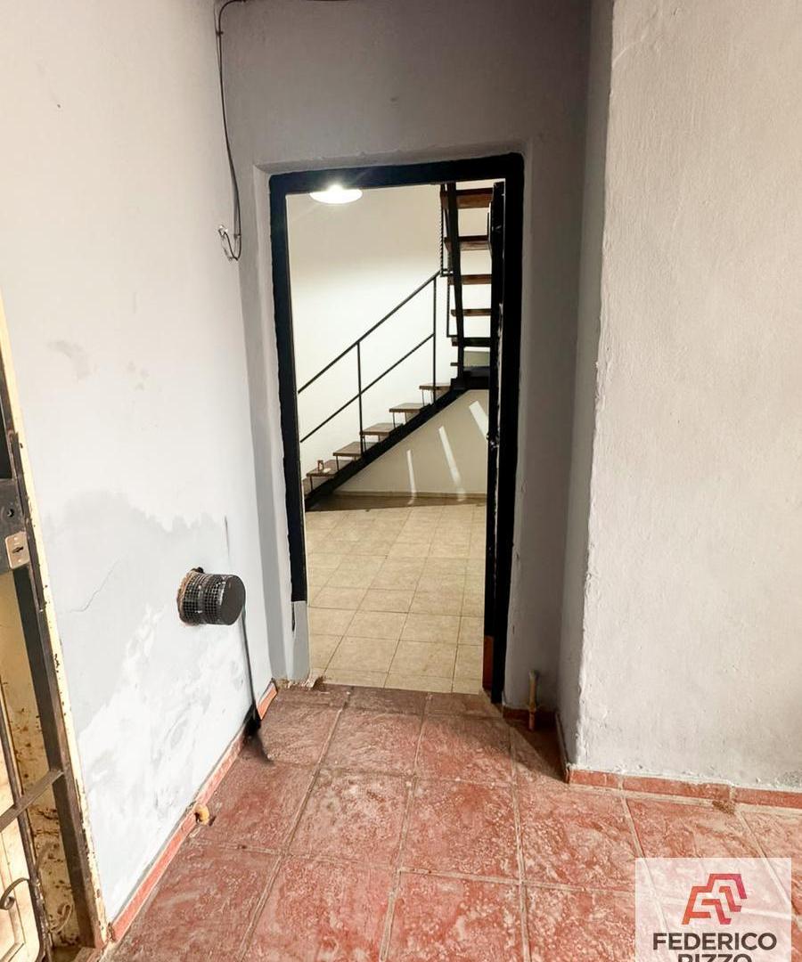 Foto de En Alquiler Casa en Barrio Alberdi. Chutro 700. 2 Dormtiorios con, imagen 2