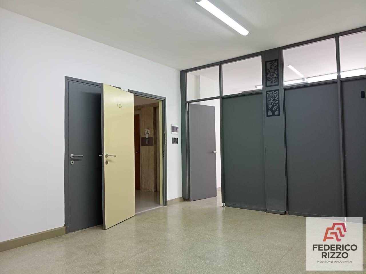 Foto de En Alquiler Oficina en pleno Centro de Córdoba, imagen 5