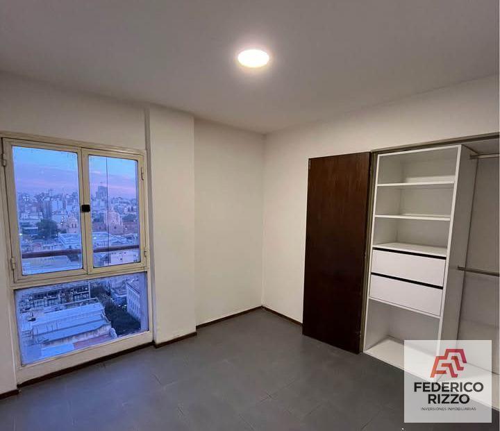 Foto de VENTA DEPARTAMENTO-1 DORMITORIO CENTRO BARATO, imagen 2