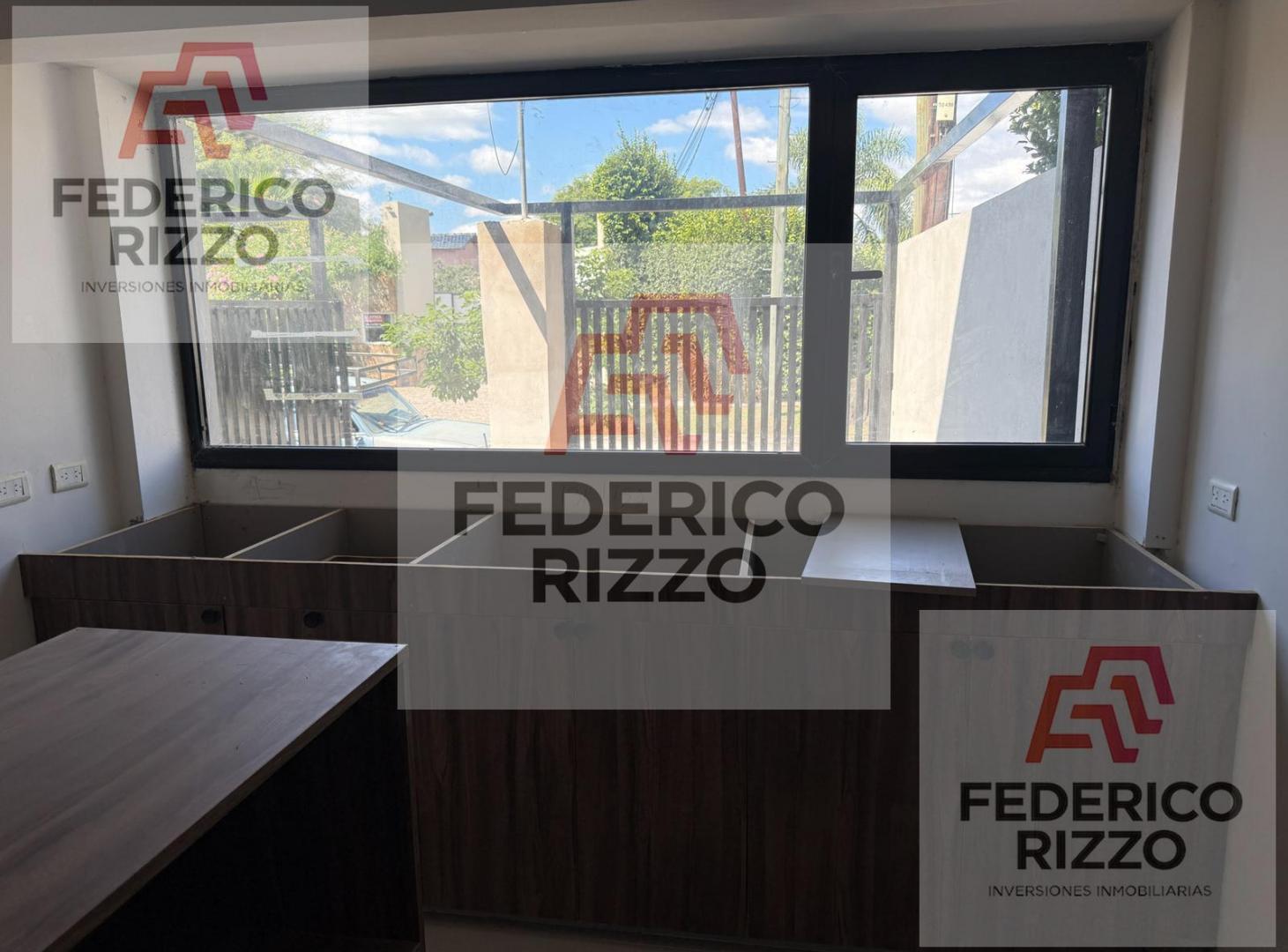 Foto de EXCLUSIVA CASA EN VENTA 3 DORMITORIOS Y COCHERA DOBLE, imagen 3