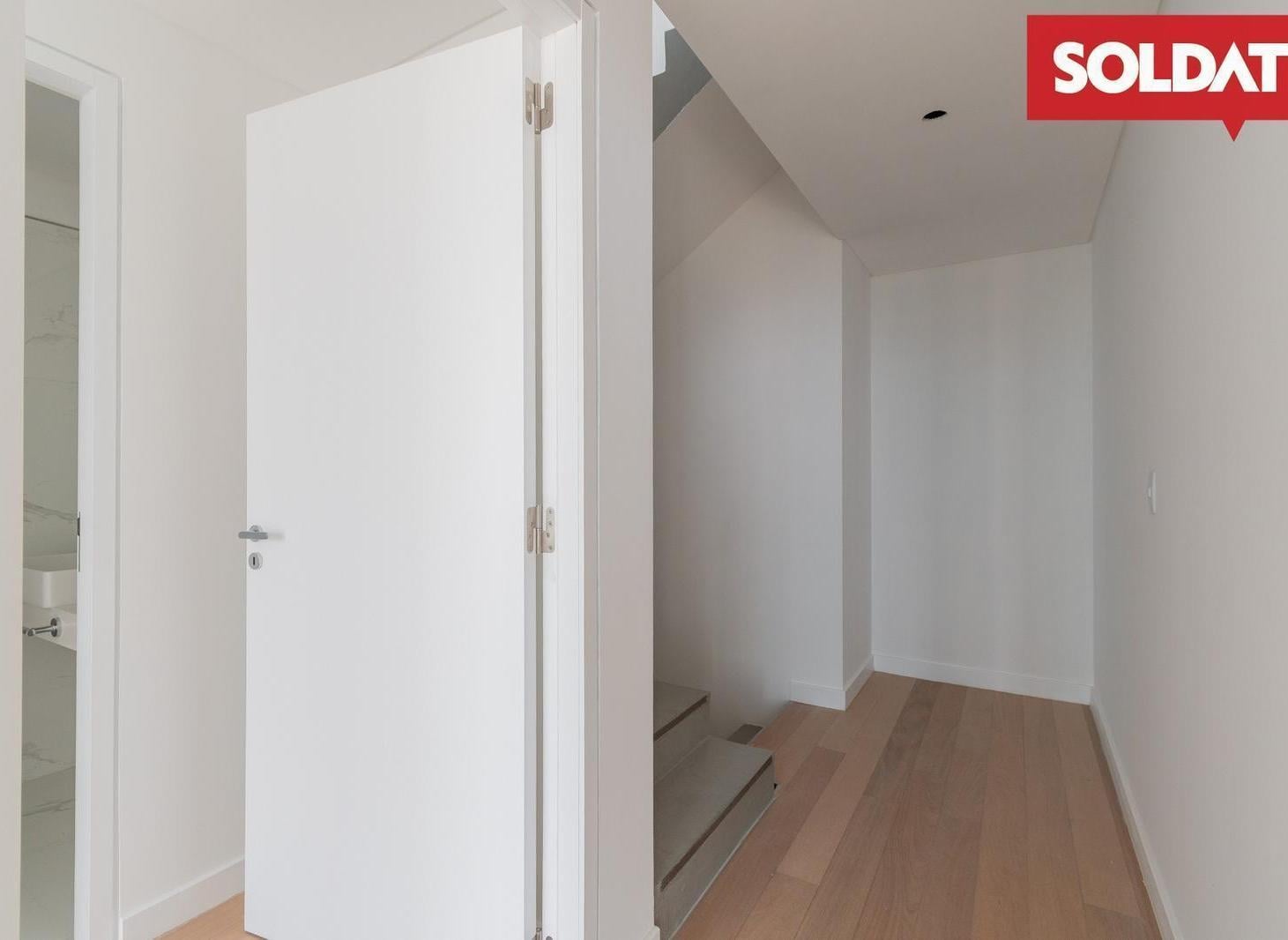 Foto de Departamento 3 ambientes con terraza cubierta y descubierta - Vicente, imagen 3