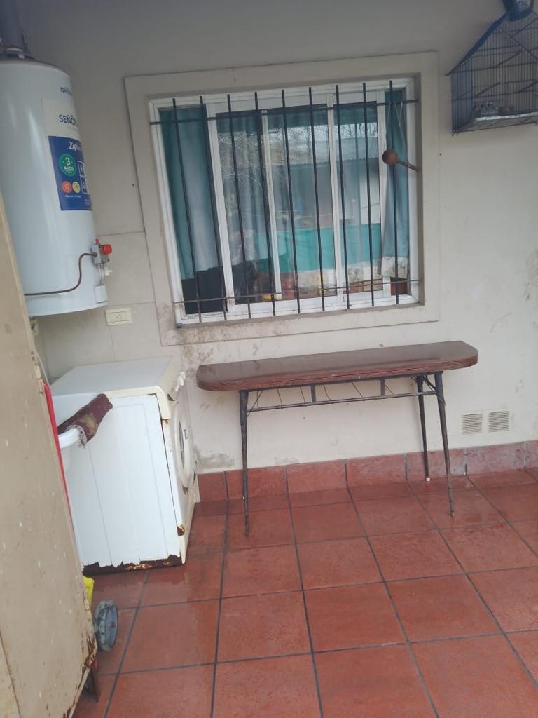 Oportunidad!vendo 2 Casas en un Mismo Lote, merlo Norte 4