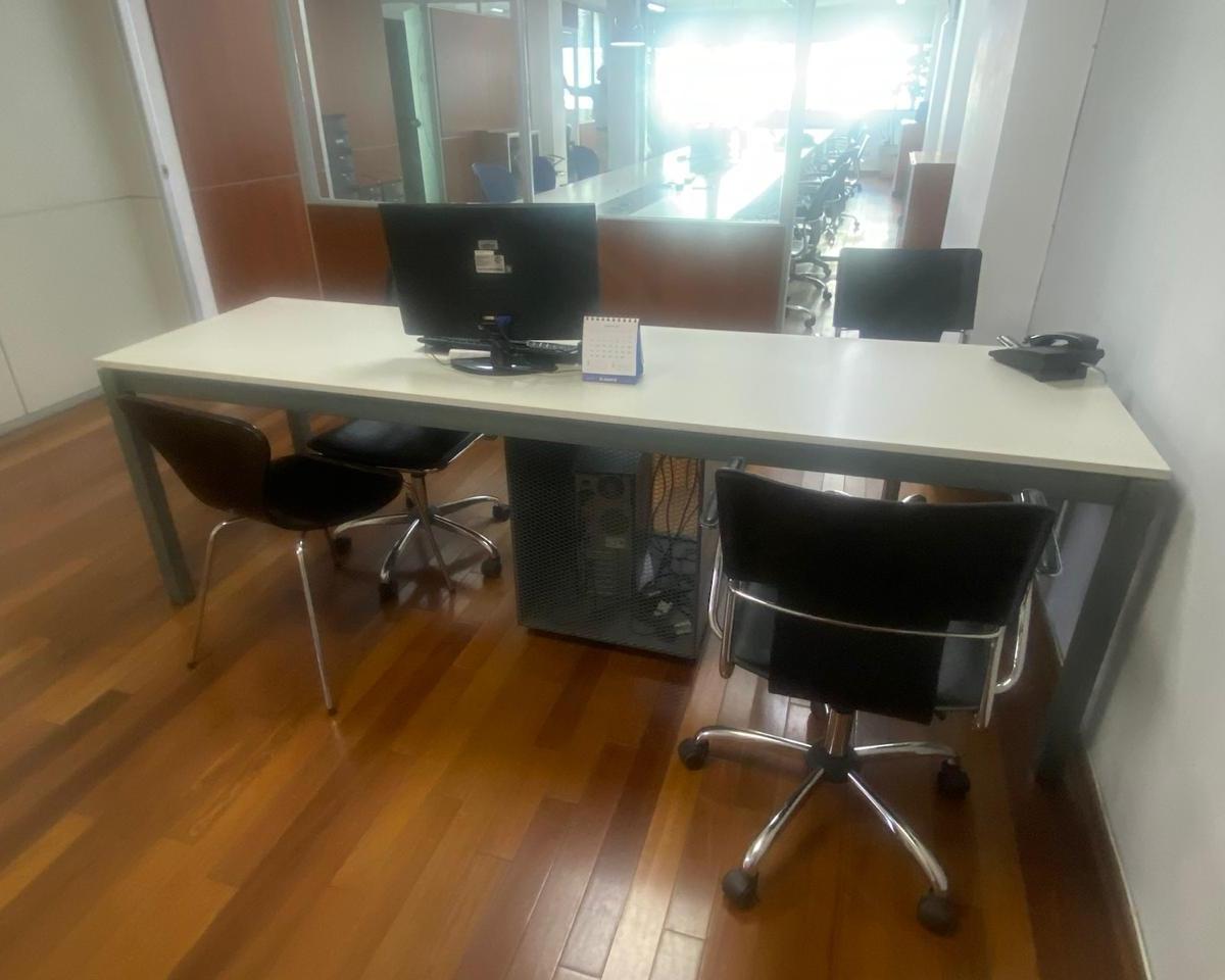 OFICINA AMOBLADA - 120M2 - BARRIO CENTRO
