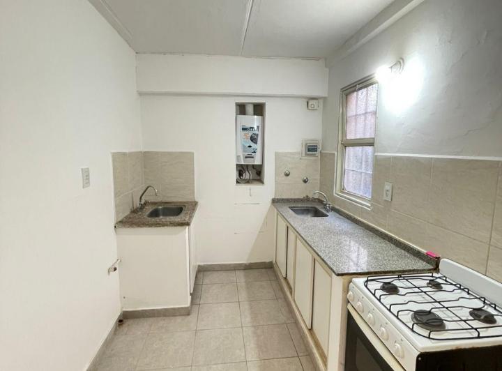 DEPTO 3 DOR - ALTO ALBERDI - MONTEVIDEO 2300 4