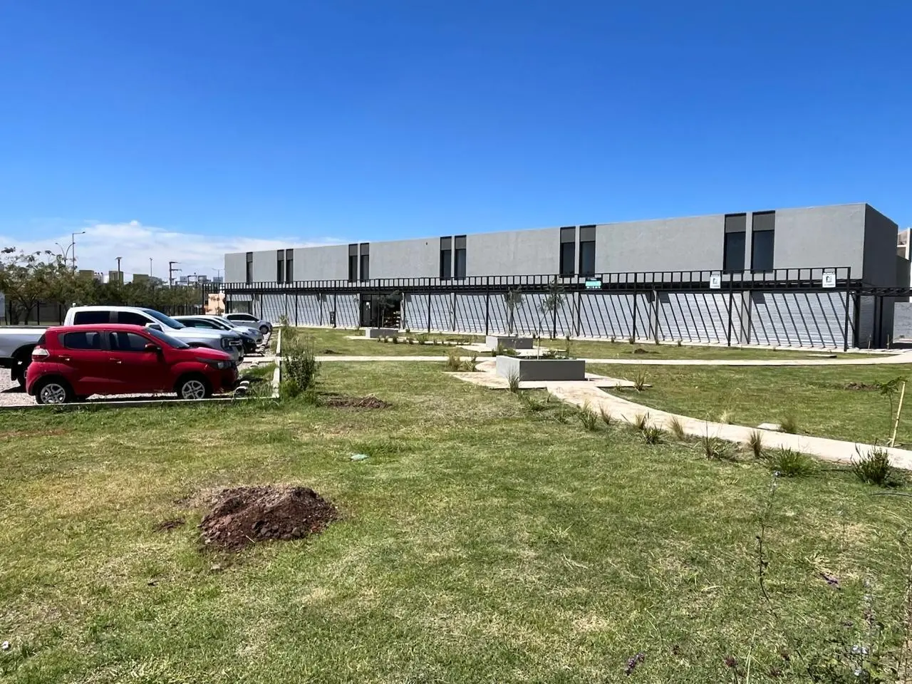VALLE CERCANO - UNICOS LOCALES A ESTRENAR A LA VENTA 3
