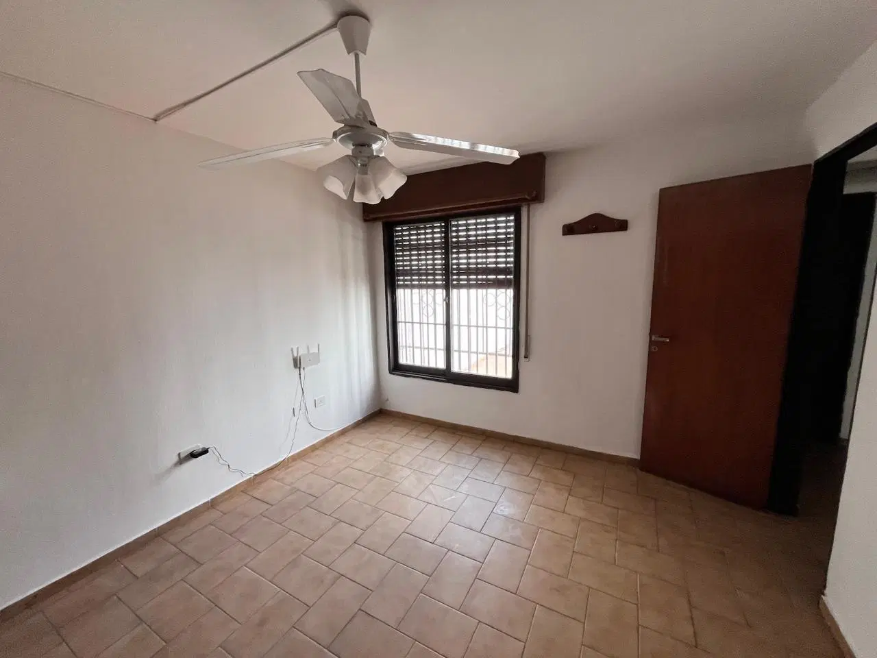 DEPARTAMENTO DOS DORMITORIOS  COCHERA  ASADOR  PATIO - SIN IMPUESTOS - SIN EXPENSAS 4