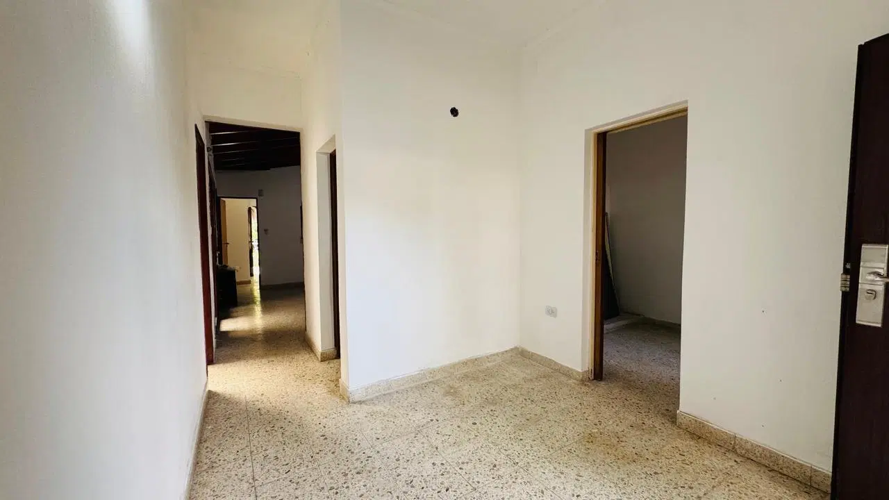 Venta casa 4 dormitorios, parque, cochera, 2