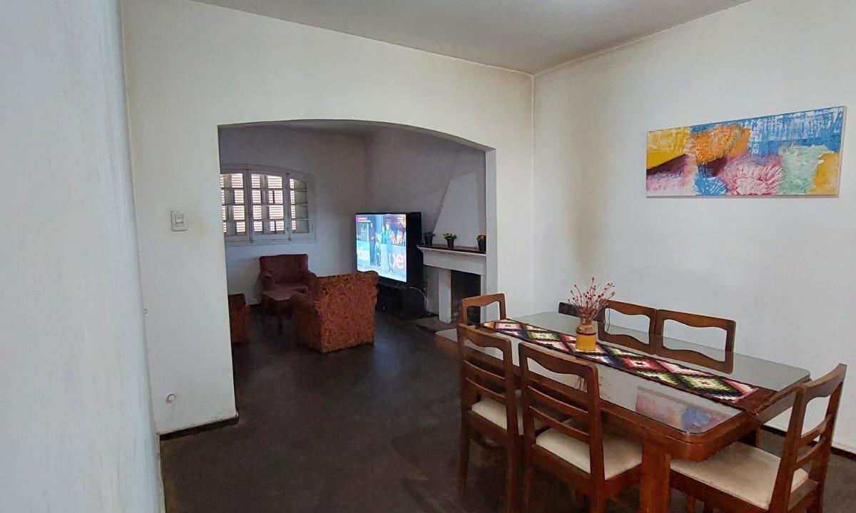 Hermosa Casa en Honorio Barraquero a m de Av San Martin 4