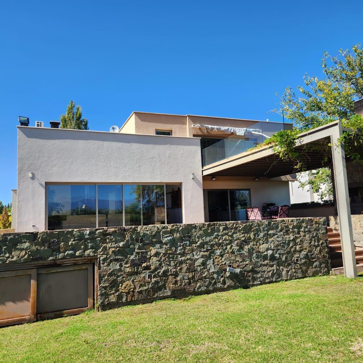 Casa en La Vacherie 2