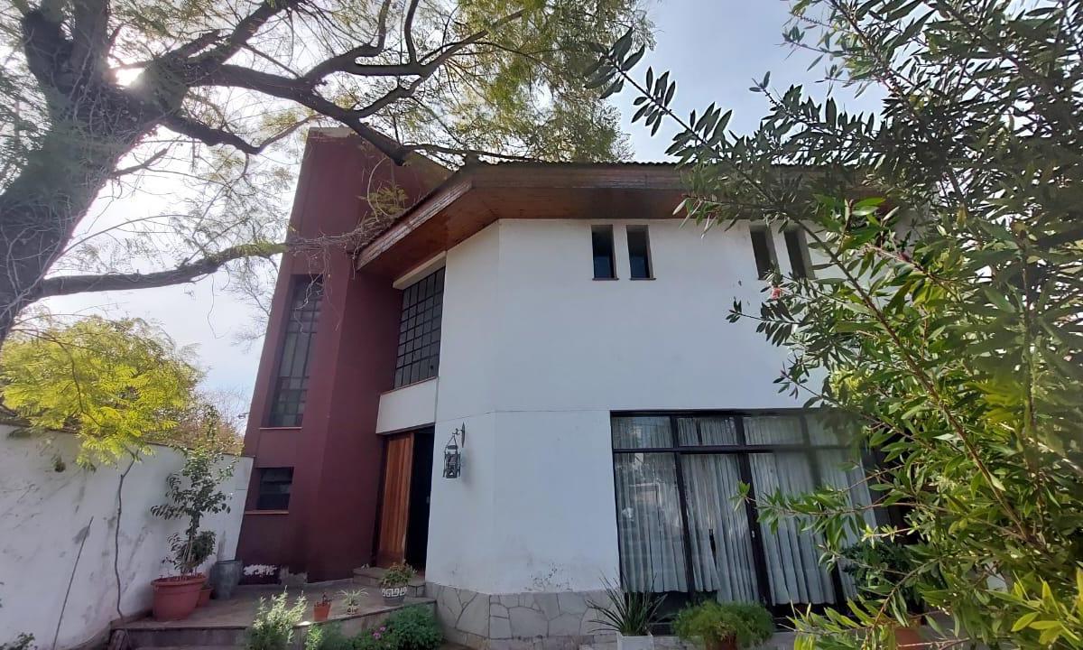 Casa en Quinta Sección