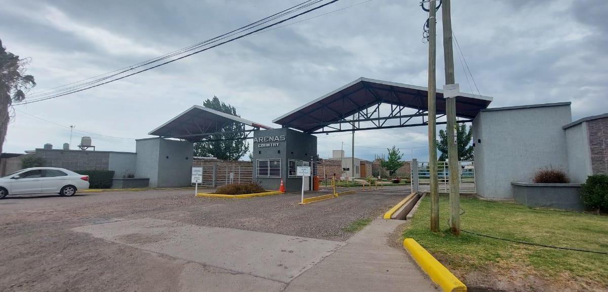Lote Esquina - Barrio Arenas Country - Los Corralitos 4