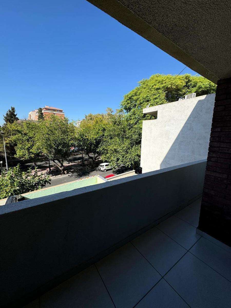 Civico - Pedro Molina 249 Cercania Tribunales/ Casa de Gobierno 5