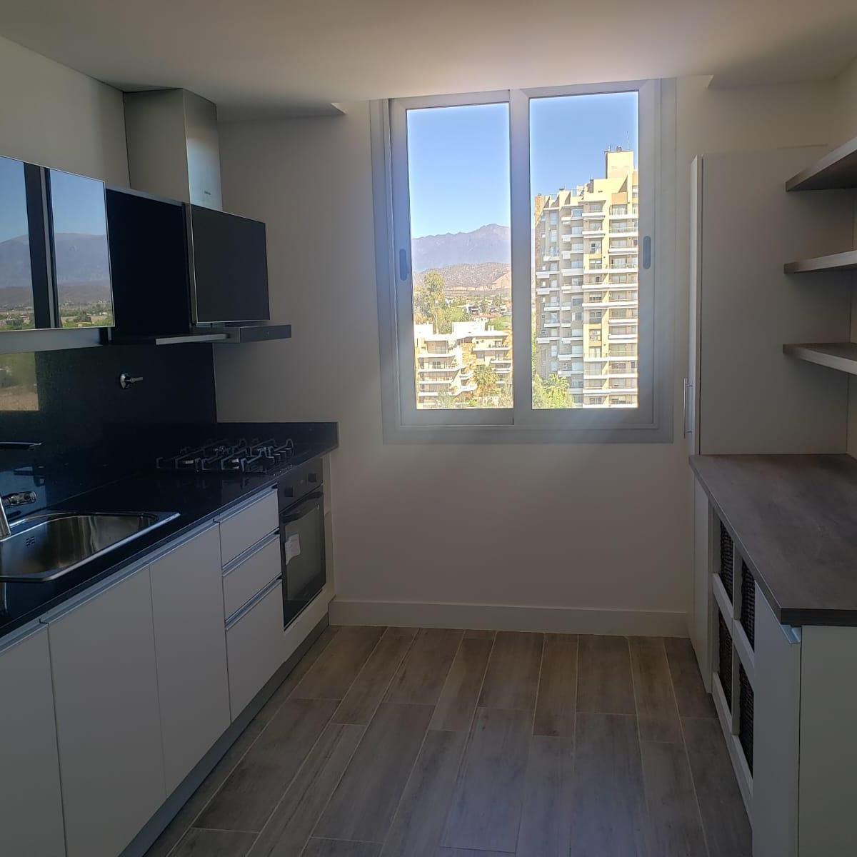 Cocucci Inmobiliaria Vende Excelente Departamento en Torre Vista Cruz 2