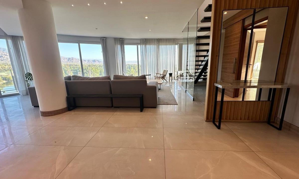 Foto de Cocucci Inmobiliaria vende excelente Penthouse en Grand Boulogne, imagen 3