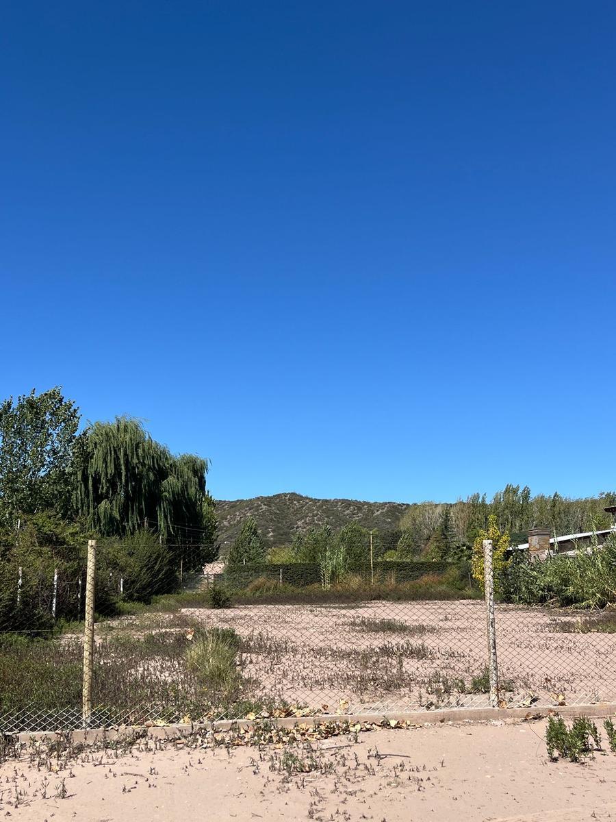 Cocucci Inmobiliaria Vende Excelente Terreno en Pedriel 5