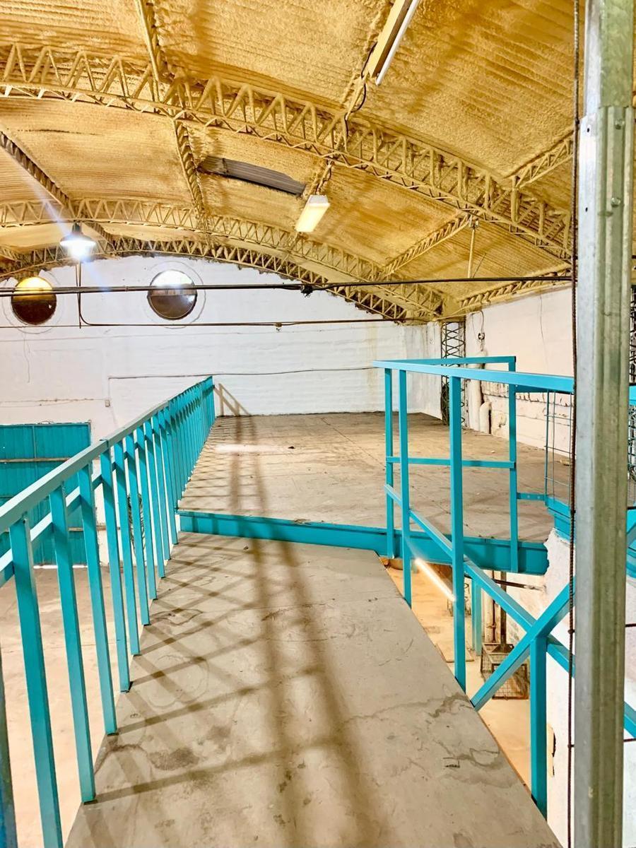 Cocucci Vende Excelente Galpón con Oficinas 5