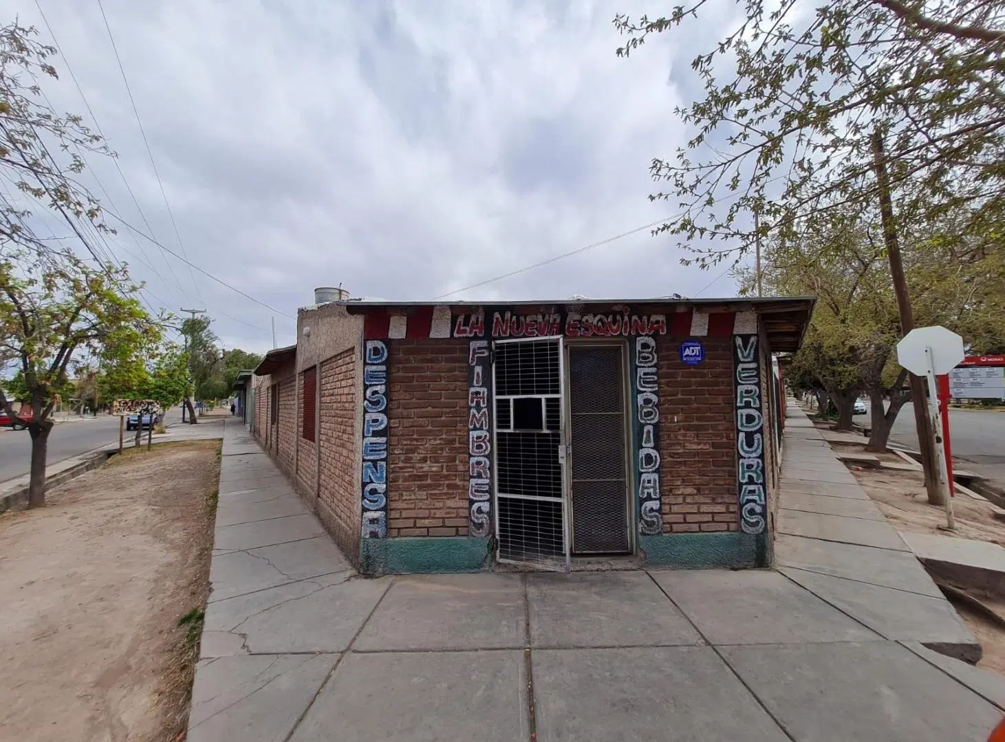 Local en B° Covimet- Godoy Cruz 2