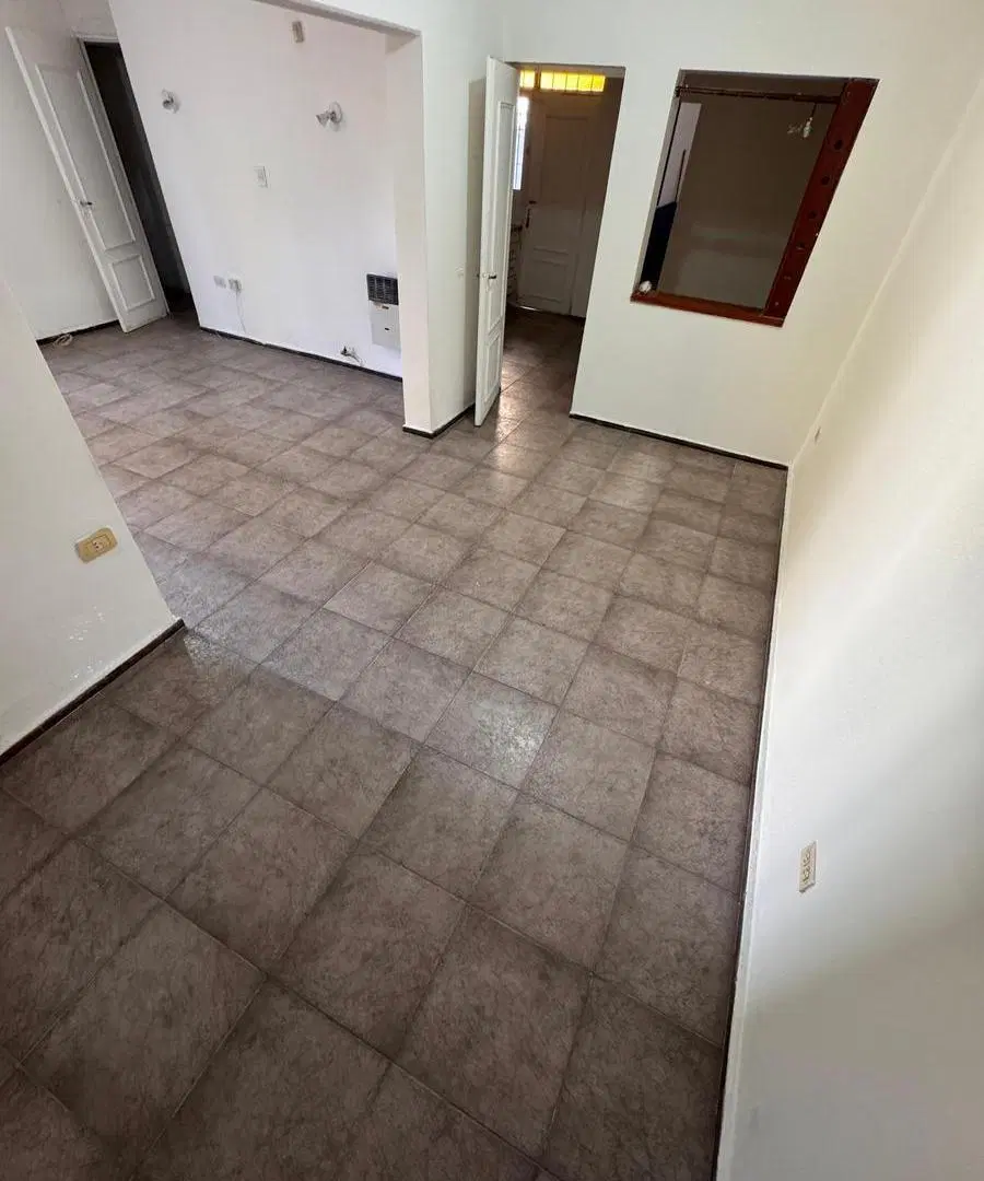 Casa en calle 25 de Mayo- Dorrego 5