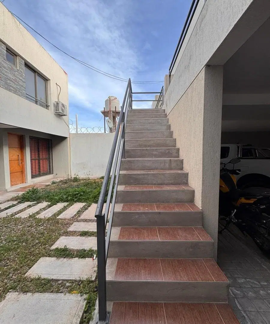 Departamento en Maipu 5