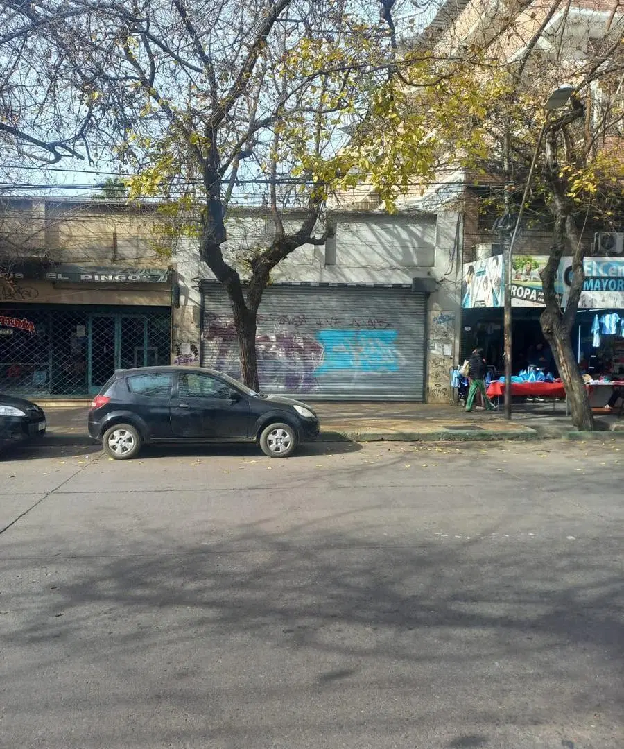 Local en Mendoza 4