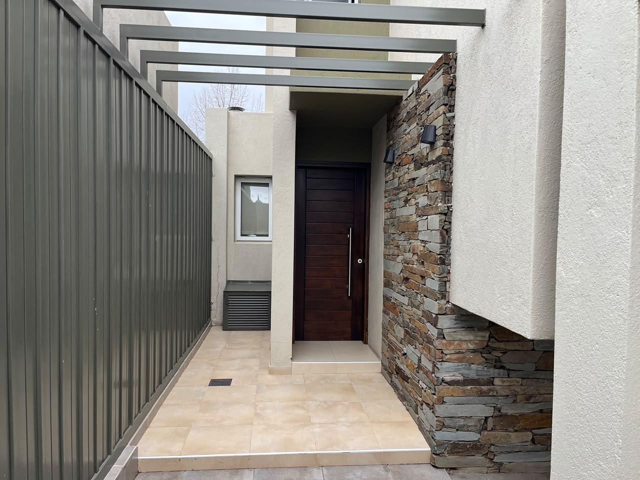 Foto de COCUCCI INMOBILIARIA VENDE casa en Maipu, imagen 3
