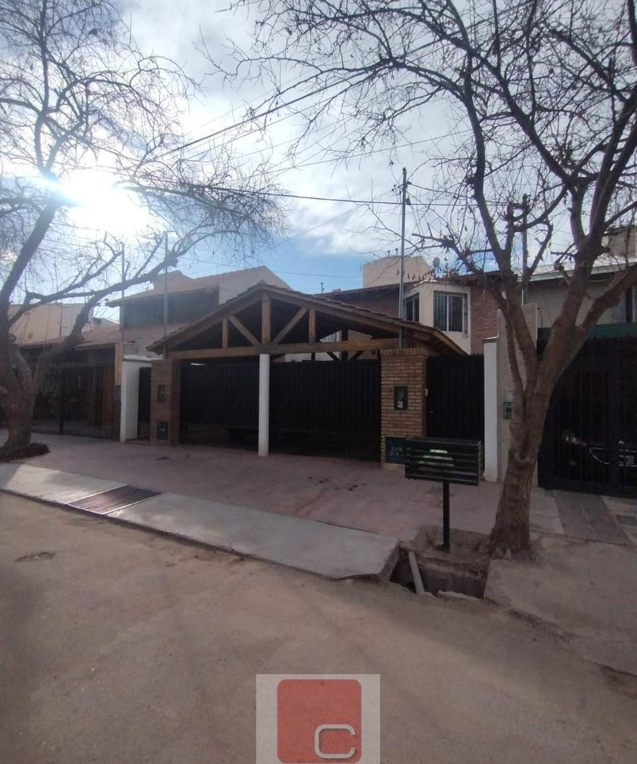 Foto de Casa en Coronel Dorrego, imagen 3