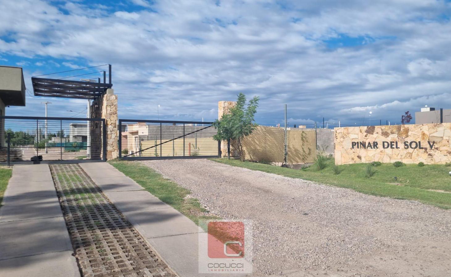 Foto de Terreno en venta zona ARENA MAIPU barrio privado, imagen 3