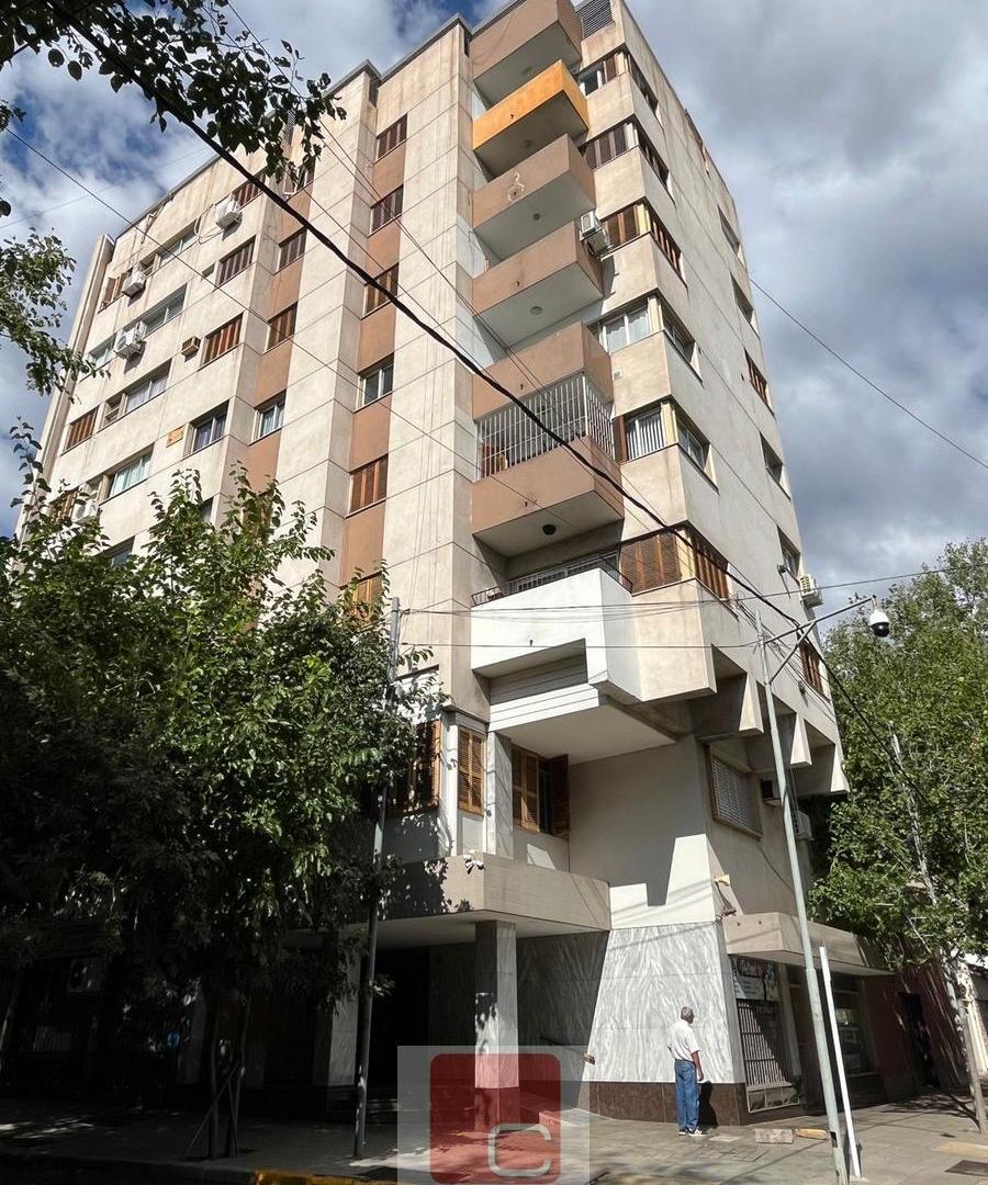 Foto de COCUCCI INMIBILIARIA VENDE excelente departamento en Ciudad, imagen 2