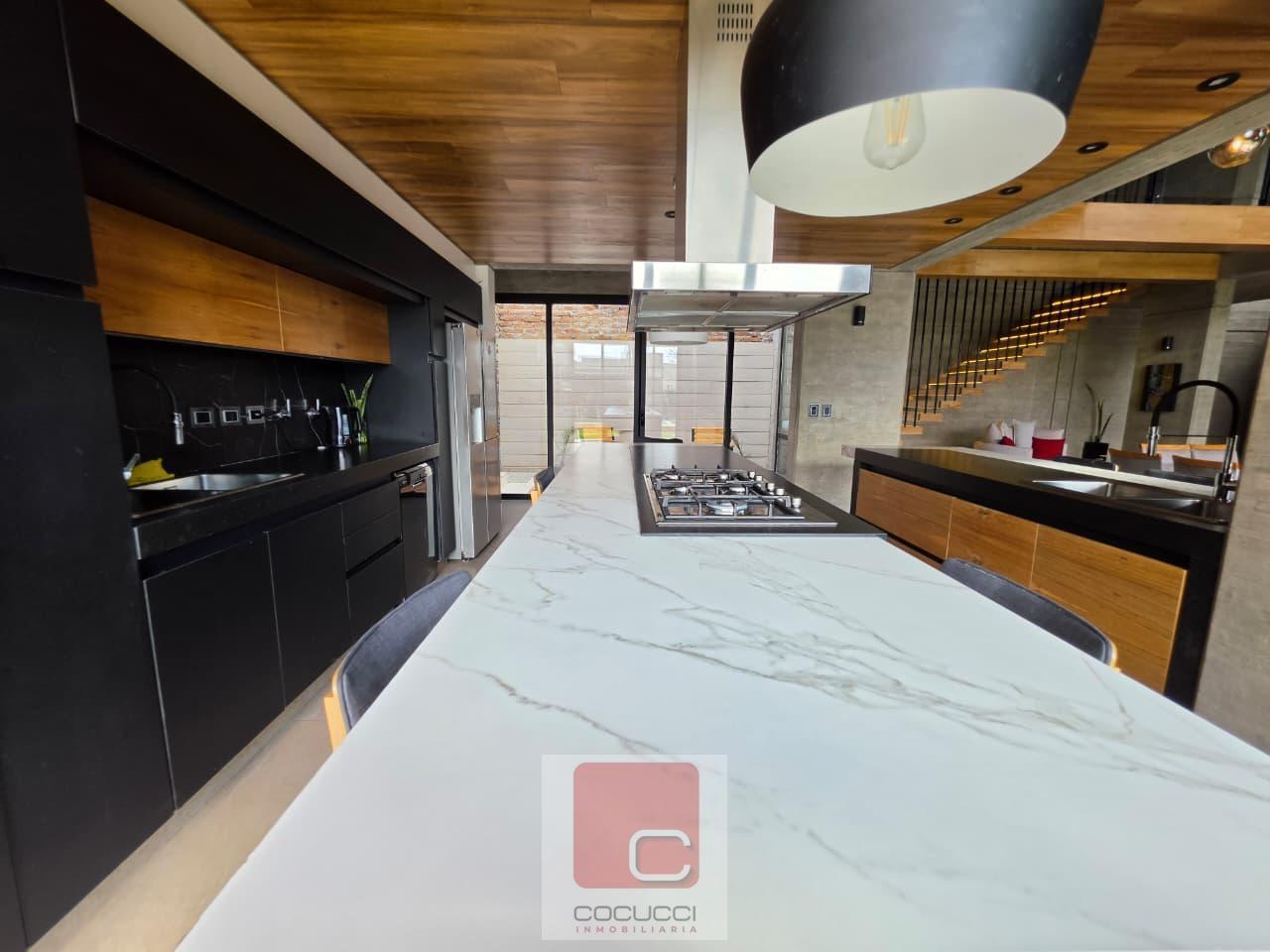 Foto de COCUCCI INMOBILIARIA VENDE casa en Maipu, imagen 5
