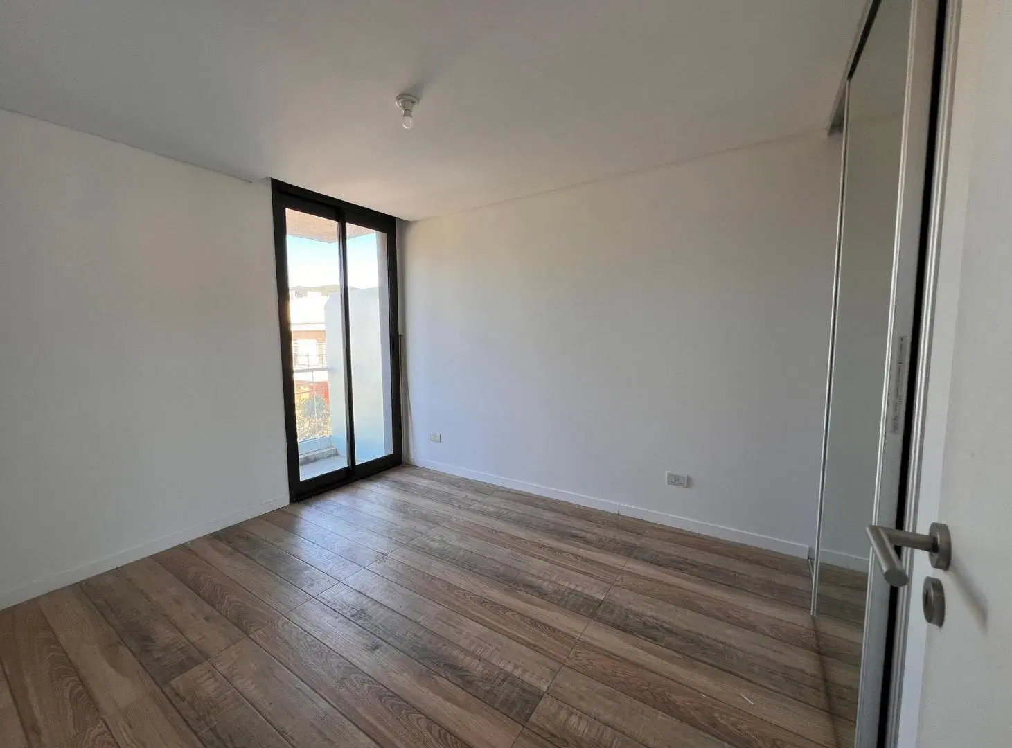 VENTA DEPARTAMENTO CENTRO CON COCHERA OPORTUNIDAD 1