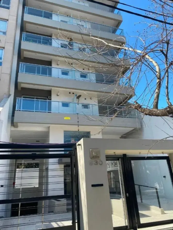 Departamento 2 amb Quilmes Centro 3