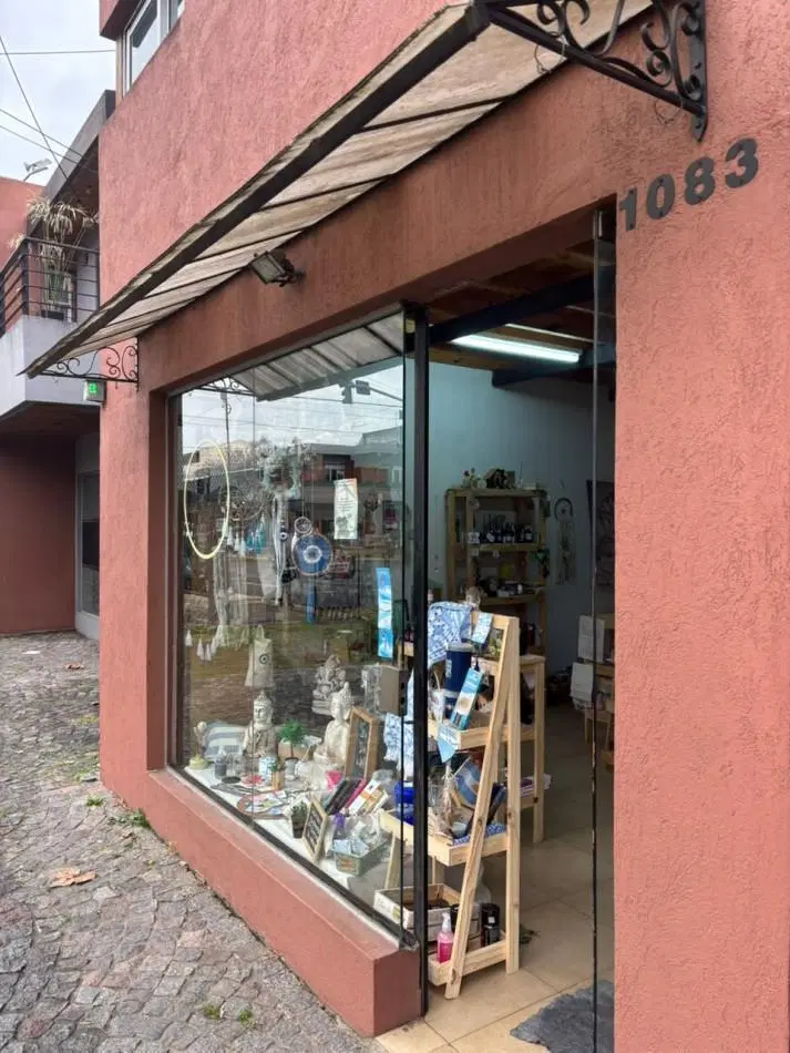 Local Comercial en Quilmes 5