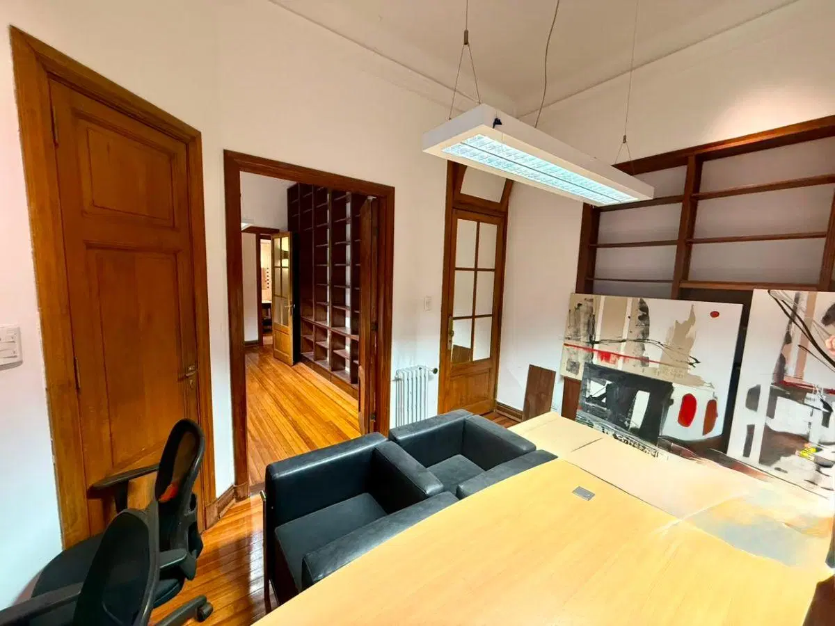Oportunidad! VENTA OFICINA APTO VIVIENDA BAJAS EXPENSAS 4