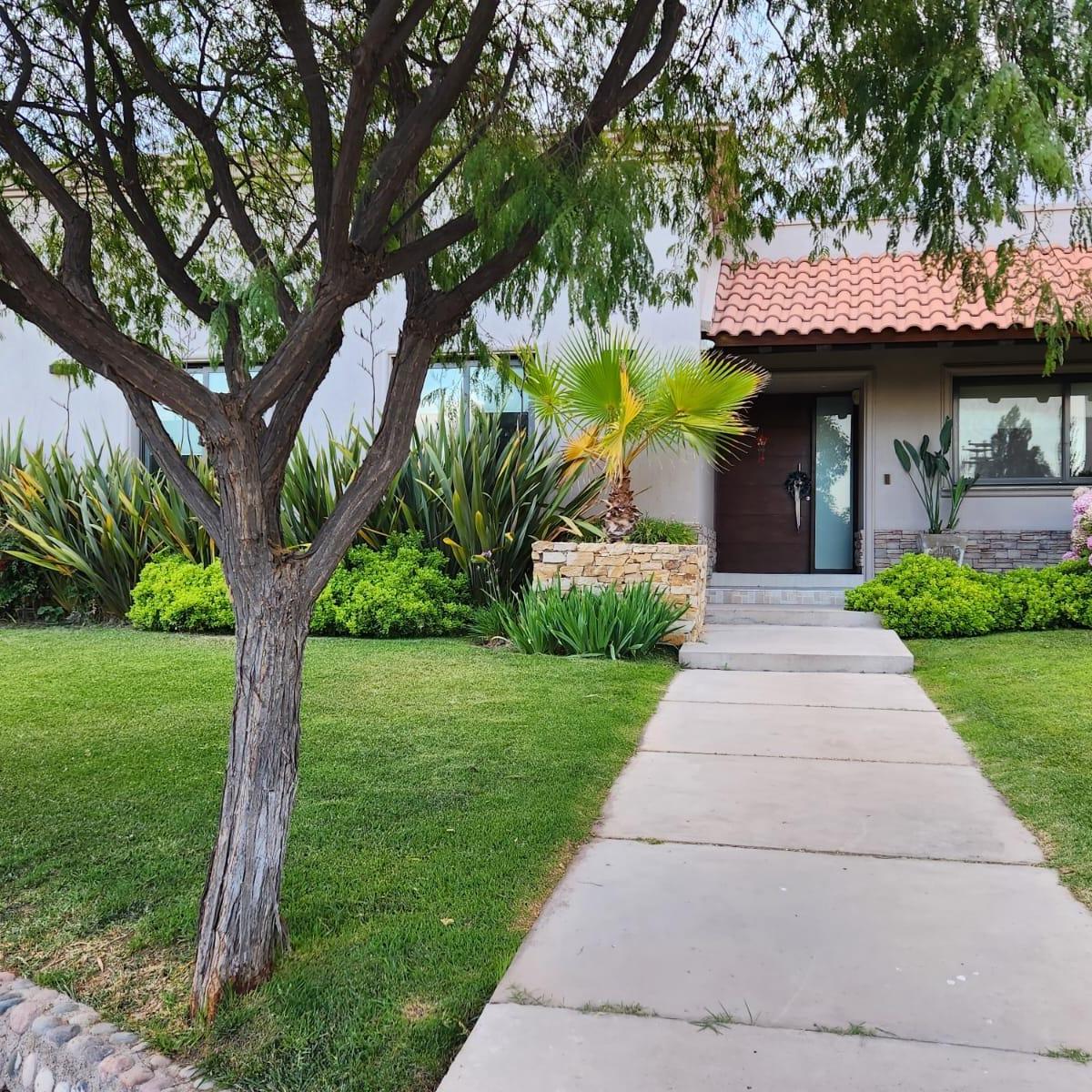 Venta Casa Barrio Rincón de Araoz 2